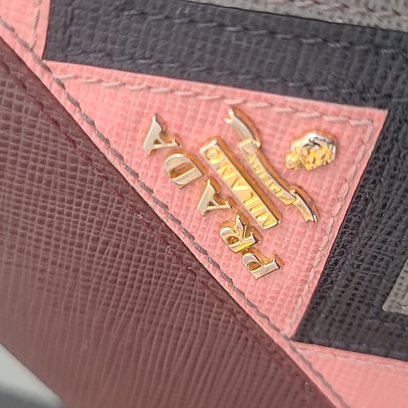 Authentic Prada Wallet - Picture 11 of 16